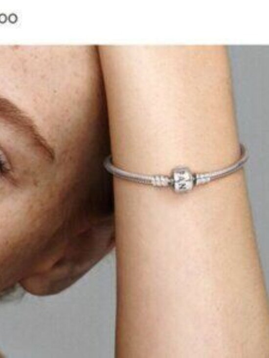 Pandora Moments Snake Chain Bracelet - Picture 2 of 5